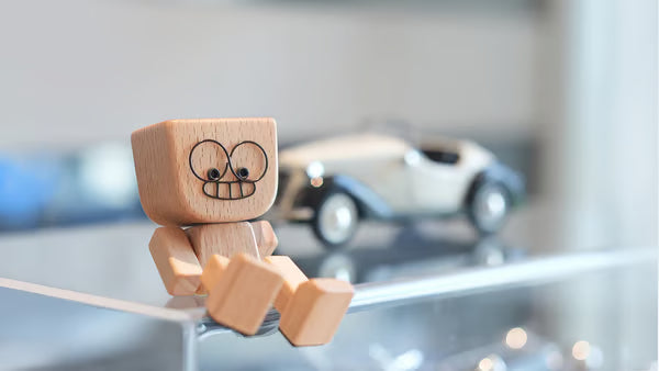 😆Shaking Feet Wooden Doll-Replaceable facial expressions